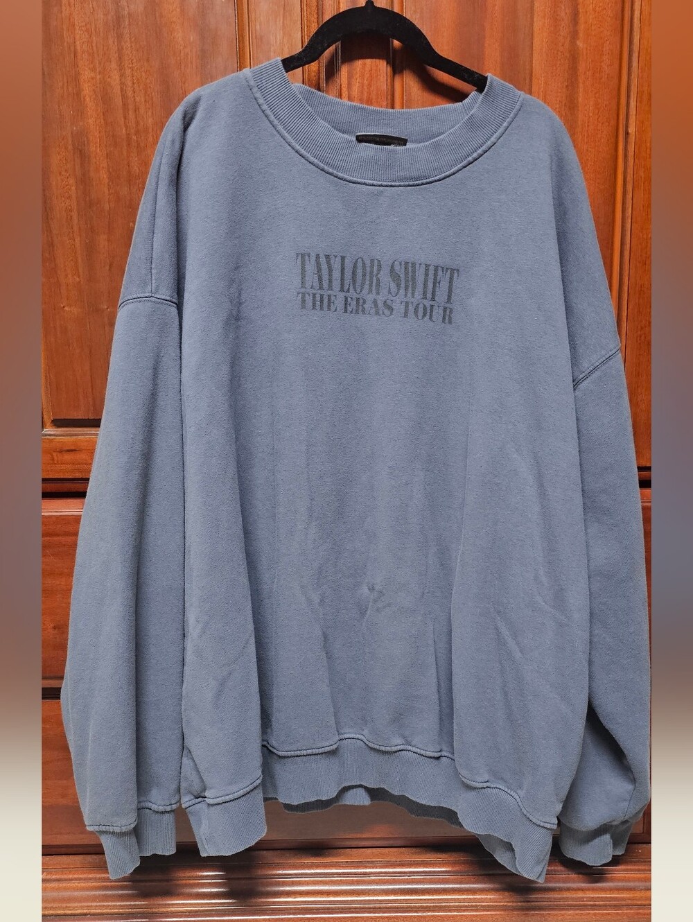 Taylor Swift Womn's Crewneck Sweatshirt - Dusty Slate Blue